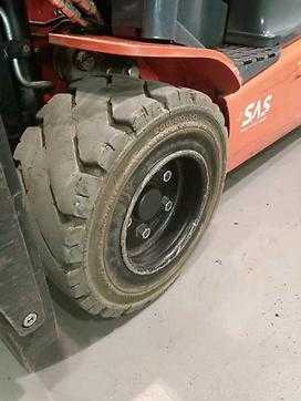 Used Forklift Truck TOYOTA 8FBE20T ELEKTRO DREIRADFRONTSTAPLER (13025283)