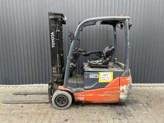 Used Forklift Truck TOYOTA 8FBE20T ELEKTRO DREIRADFRONTSTAPLER (13065987)