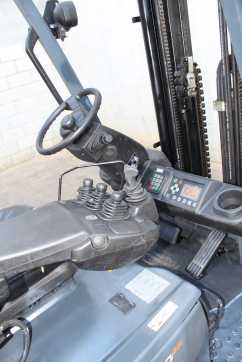 Used Forklift Truck TOYOTA 8FBEK16T ELEKTRO DREIRADFRONTSTAPLER (13065190)