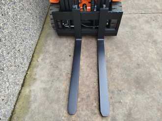 Used Forklift Truck TOYOTA 8FBEK16T Litio ELEKTRO DREIRADFRONTSTAPLER (13037128)