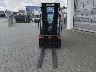 Used Forklift Truck TOYOTA 8FBET15 / Triplex: 4.30m / nur 393h! / SS ELEKTRO VIERRADFRONTSTAPLER (13024783)