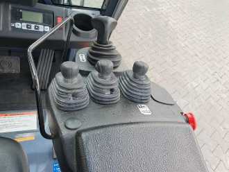 Used Forklift Truck TOYOTA 8FBET15 / Triplex: 4.30m / nur 393h! / SS ELEKTRO VIERRADFRONTSTAPLER (13024783)