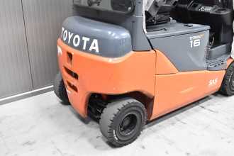 Used Forklift Truck TOYOTA 8FBM16T /58827/ ELEKTRO VIERRADFRONTSTAPLER (13065545)