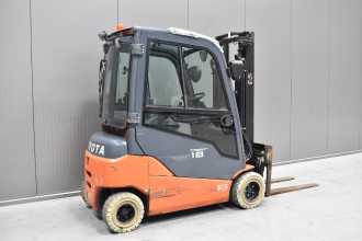 Used Forklift Truck TOYOTA 8FBM20T /57628/ ELEKTRO VIERRADFRONTSTAPLER (13039381)