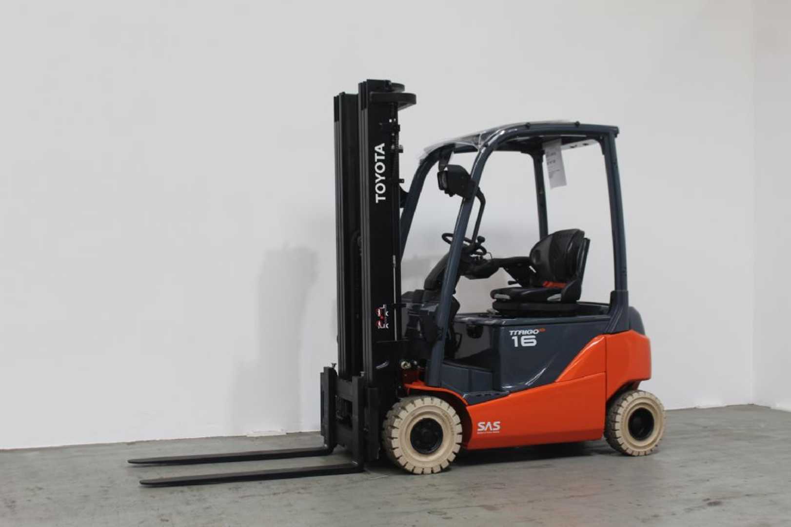 Used Forklift Truck TOYOTA 8FBMK16T *sofort verfügbar* ELEKTRO VIERRADFRONTSTAPLER (13067041)
