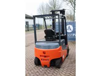Used Forklift Truck TOYOTA 8FBMKT30 ELEKTRO VIERRADFRONTSTAPLER (13041365)