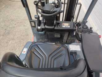 Used Forklift Truck TOYOTA 8FBMT18 ELEKTRO VIERRADFRONTSTAPLER (13041992)