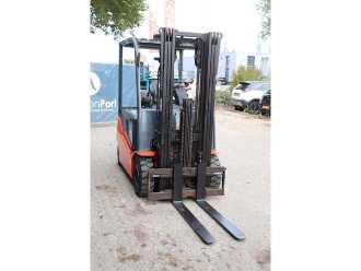 Used Forklift Truck TOYOTA 8FBMT25 ELEKTRO VIERRADFRONTSTAPLER (13063423)