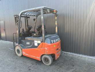 Used Forklift Truck TOYOTA 8FBMT25 ELEKTRO VIERRADFRONTSTAPLER (13067169)
