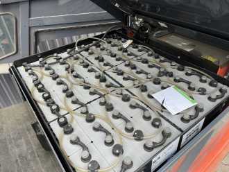 Used Forklift Truck TOYOTA 8FBMT25 ELEKTRO VIERRADFRONTSTAPLER (13067170)