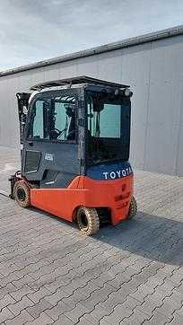 Used Forklift Truck TOYOTA 8FBMT25 ELEKTRO VIERRADFRONTSTAPLER (13069341)