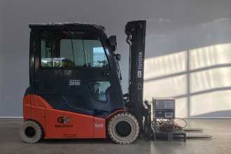 Used Forklift Truck TOYOTA 8FBMT35 ELEKTRO VIERRADFRONTSTAPLER (13063531)