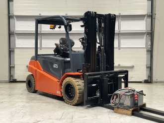 Used Forklift Truck TOYOTA 8FBMT50 ELEKTRO VIERRADFRONTSTAPLER (13019612)