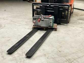 Used Forklift Truck TOYOTA 8FBMT50 ELEKTRO VIERRADFRONTSTAPLER (13019612)