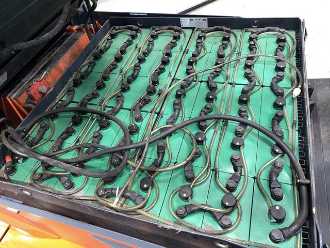 Used Forklift Truck TOYOTA 8FBMT50 ELEKTRO VIERRADFRONTSTAPLER (13019612)