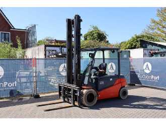 Used Forklift Truck TOYOTA 8FBMT50 ELEKTRO VIERRADFRONTSTAPLER (13041270)