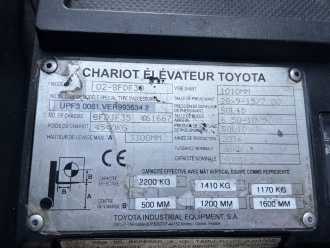 Used Forklift Truck TOYOTA 8FDF30 DIESEL VIERRADFRONTSTAPLER (13032316)