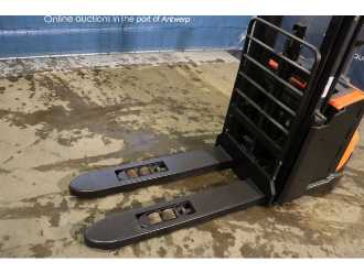 Used Forklift Truck TOYOTA BT SWE140L ELEKTRO HOCHHUBWAGENMANUELLELEKTRISCH (13041351)