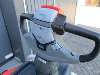 Used Forklift Truck TOYOTA LPE200 ELEKTRO NIEDERHUBWAGENFAHRERSTAND (13042221)