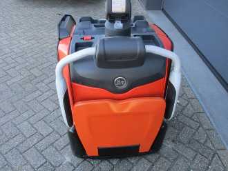 Used Forklift Truck TOYOTA LPE200 ELEKTRO NIEDERHUBWAGENFAHRERSTAND (13042221)