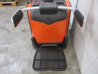 Used Forklift Truck TOYOTA LPE200 ELEKTRO NIEDERHUBWAGENFAHRERSTAND (13071590)