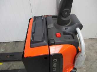 Used Forklift Truck TOYOTA LPE220 ELEKTRO NIEDERHUBWAGENFAHRERSTAND (13071608)