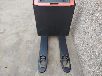 Used Forklift Truck TOYOTA LWE140 LITIO ELEKTRO NIEDERHUBWAGENSEMIELEKTRISCH (13067356)