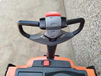 Used Forklift Truck TOYOTA LWE180 ELEKTRO NIEDERHUBWAGENSEMIELEKTRISCH (13067357)