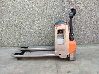 Used Forklift Truck TOYOTA LWE200 Litio ELEKTRO NIEDERHUBWAGENSEMIELEKTRISCH (13067364)