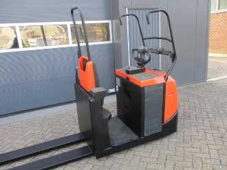 Used Forklift Truck TOYOTA OSE250 ELEKTRO NIEDERHUBKOMMISSIONIERER (13033766)