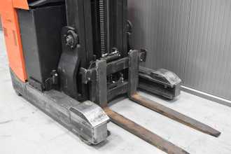 Used Forklift Truck TOYOTA RRE 140 /54033/ ELEKTRO SCHUBMASTSTAPLER (12942817)