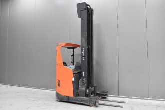 Used Forklift Truck TOYOTA RRE 160 H /59025/ ELEKTRO SCHUBMASTSTAPLER (13075006) backdrop