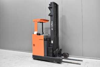 Used Forklift Truck TOYOTA RRE 160 M /58256/ ELEKTRO SCHUBMASTSTAPLER (13066445) backdrop