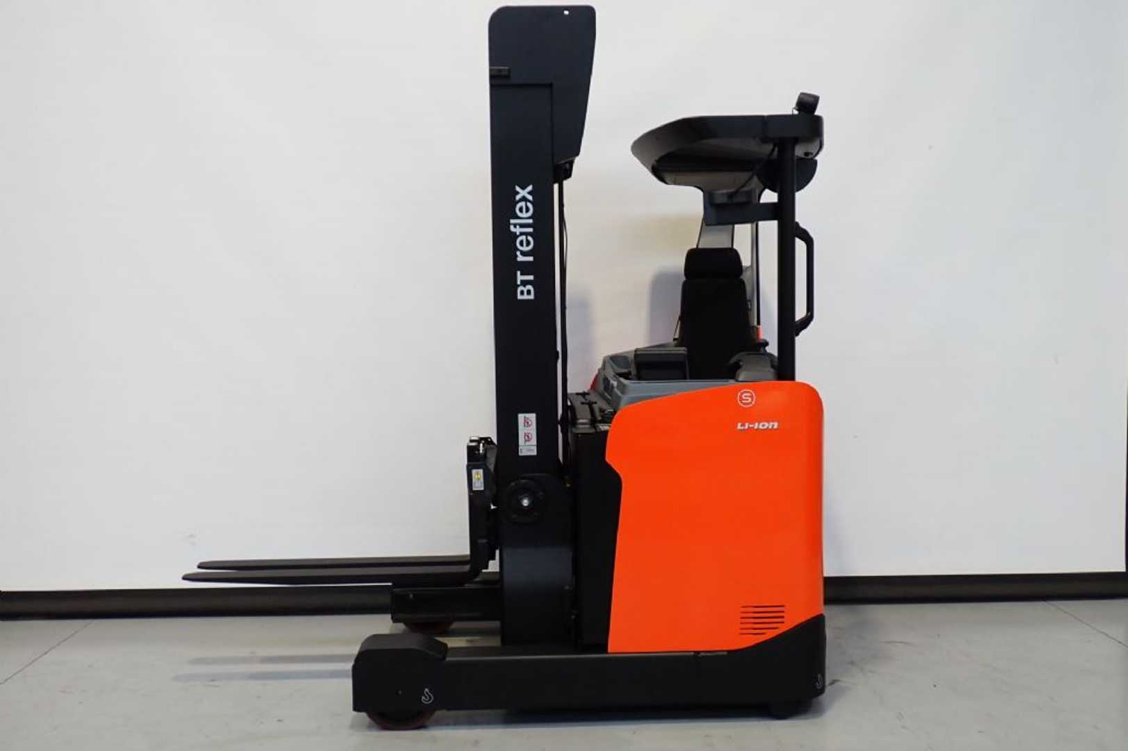 Used Forklift Truck TOYOTA RRE160H *sofort verfügbar* ELEKTRO SCHUBMASTSTAPLER (13067878)