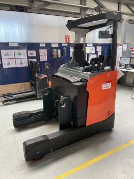 Used Forklift Truck TOYOTA RRE250H *sofort verfügbar* ELEKTRO SCHUBMASTSTAPLER (13045781) backdrop