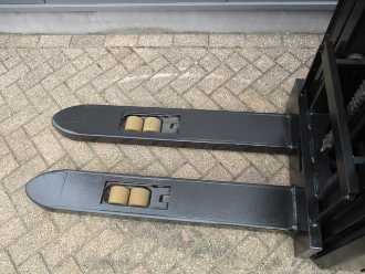 Used Forklift Truck TOYOTA SPE140L ELEKTRO HOCHHUBWAGENFAHRERSTAND (13053808)