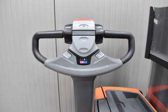 Used Forklift Truck TOYOTA SWE 120 /57606/ ELEKTRO HOCHHUBKOMMISSIONIERER (13042496)