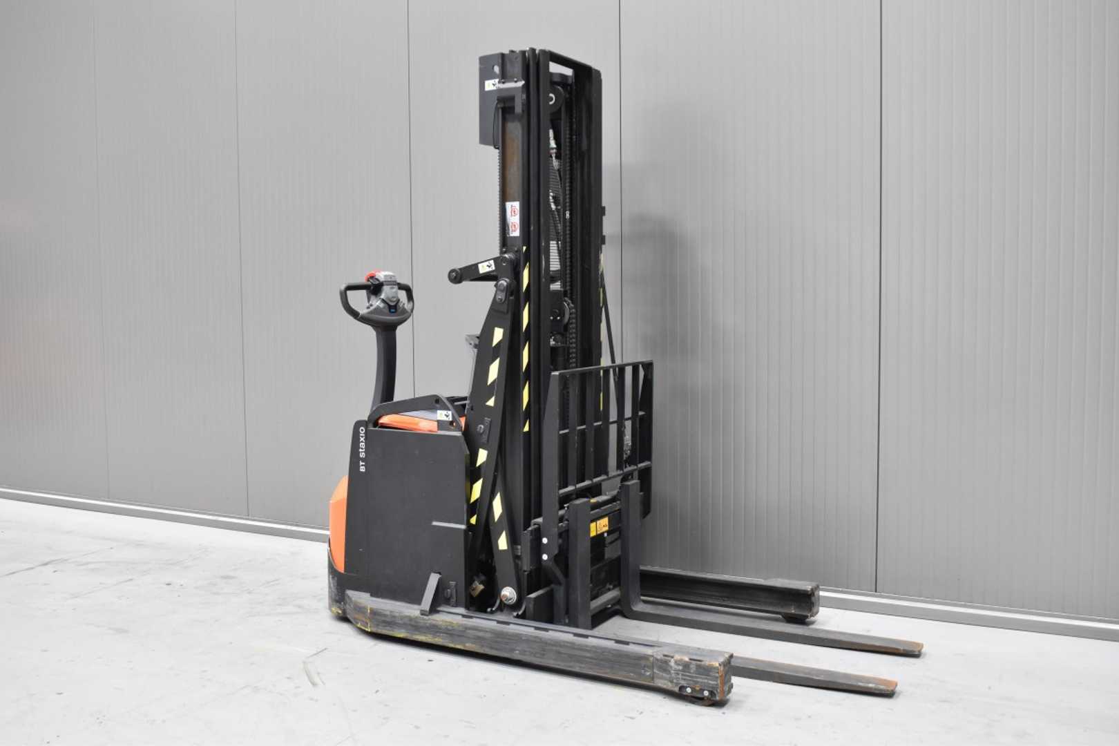 Used Forklift Truck TOYOTA SWE 120XR /58809/ ELEKTRO HOCHHUBKOMMISSIONIERER (13068427)