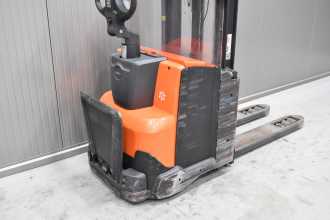 Used Forklift Truck TOYOTA SWE 200D /58819/ ELEKTRO HOCHHUBKOMMISSIONIERER (13068705)