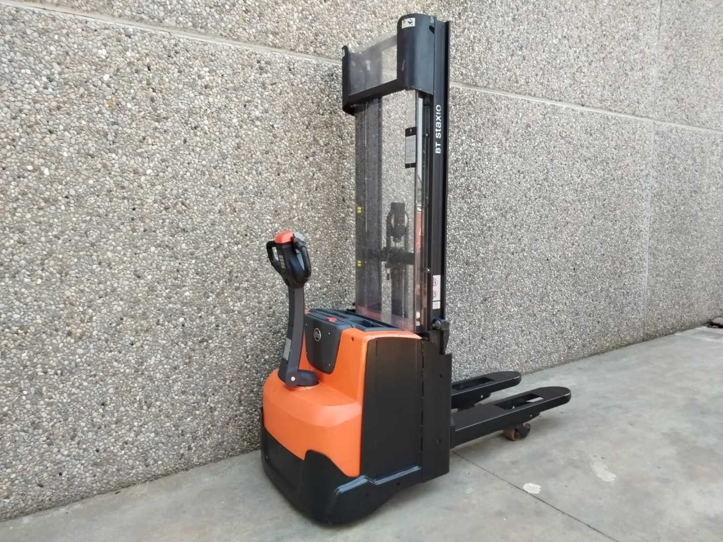 Used Forklift Truck TOYOTA SWE120L ELEKTRO HOCHHUBWAGENDEICHSEL (13067363)