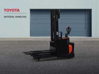 Used Forklift Truck TOYOTA SWE120L *sofort verfügbar* ELEKTRO HOCHHUBWAGENDEICHSEL (13067870) backdrop