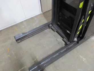 Used Forklift Truck TOYOTA SWE120XR ELEKTRO HOCHHUBWAGENDEICHSEL (13071600)
