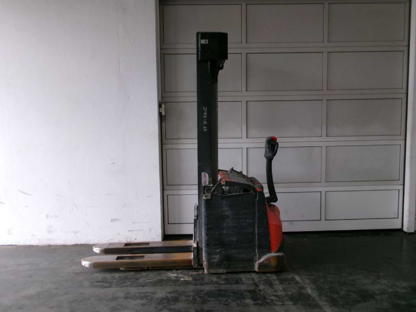 Used Forklift Truck TOYOTA SWE160 *sofort verfügbar* ELEKTRO HOCHHUBWAGENDEICHSEL (13073484)
