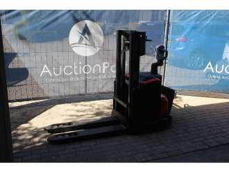 Used Forklift Truck TOYOTA SWE200D ELEKTRO HOCHHUBWAGENMANUELLELEKTRISCH (13041388) backdrop