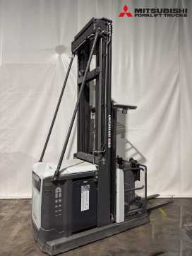Used Forklift Truck UNICARRIERS 125DTFVI900EPH DIESEL HOCHHUBKOMMISSIONIERER (13061284) backdrop
