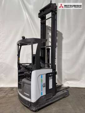Used Forklift Truck UNICARRIERS 160DTFVR917UMS - 2954 Std. DIESEL SCHUBMASTSTAPLER (13061294)
