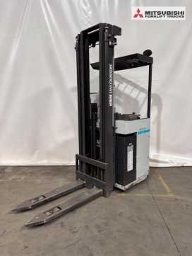 Used Forklift Truck UNICARRIERS 160SDTFV580XSN - 3245 Std. DIESEL SEITENSTAPLER (13061297)