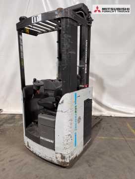 Used Forklift Truck UNICARRIERS 160SDTFV580XSN - 3401 Std. DIESEL SEITENSTAPLER (13070823) backdrop