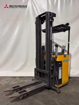 Used Forklift Truck UNICARRIERS 160SDTFVHS540XJN - 2.119 Std. - HH 5.400 mm ELEKTRO SEITENSTAPLER (12917206)