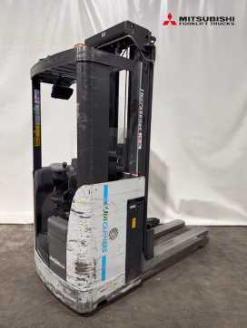 Used Forklift Truck UNICARRIERS Fahrerquersitz - TELESKOPGABELN - Hub.5.800mm - 1t ELEKTRO HOCHHUBWAGENFAHRERSTAND (12914445)